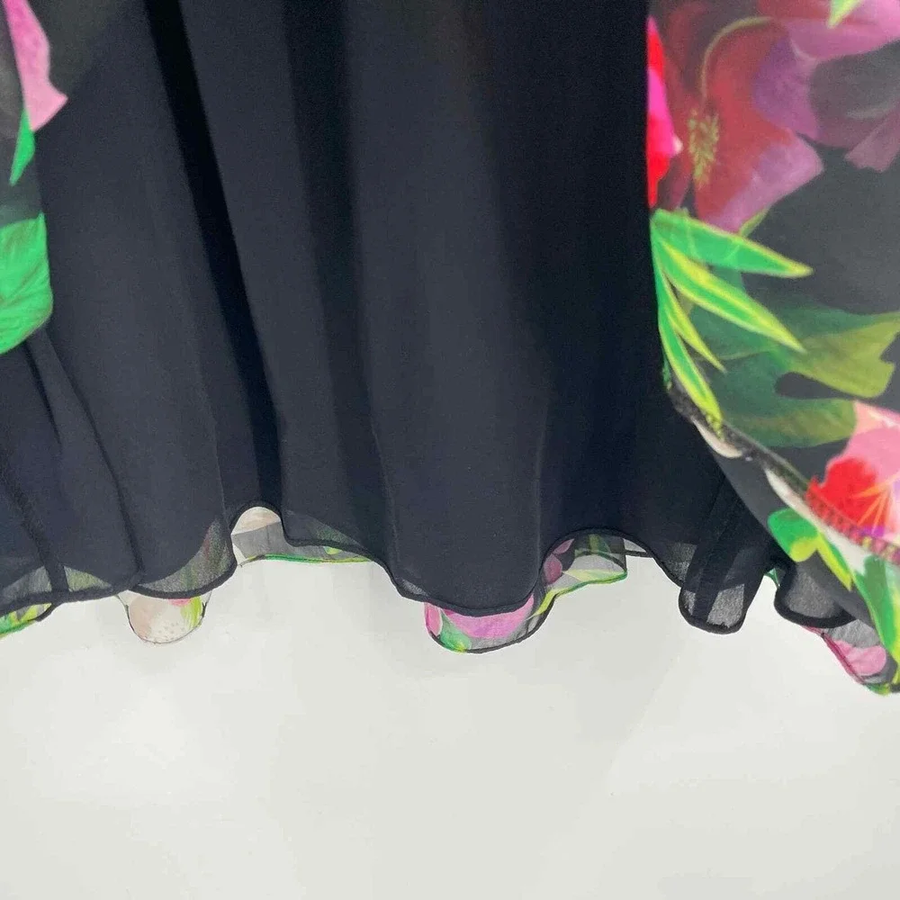 Vintage Gianni Petite Midi Skirt Women Medium‎ Black Floral Elastic Waist